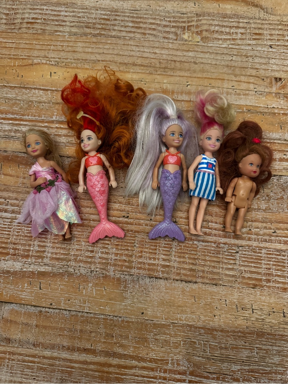 Lot of 5 Barbie Chelsea Dolls